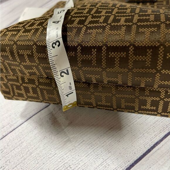 Tommy Hilfiger Cosmetic Bag - Picture 8 of 10